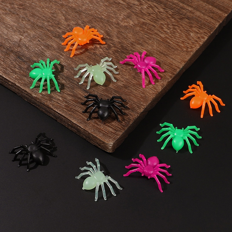 50-200Pcs Halloween Mini Spide - Outdoor Kids In An Indoor World incelemesi ve fiyatı